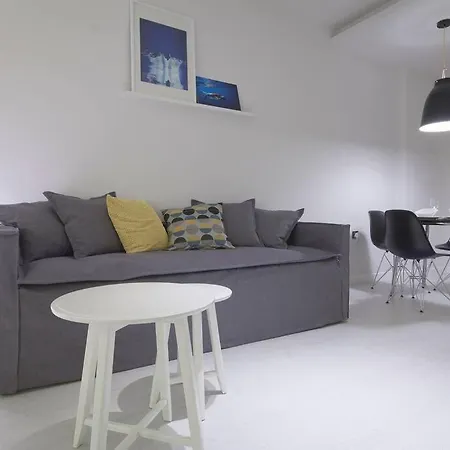 High-end Luxury Apartment *